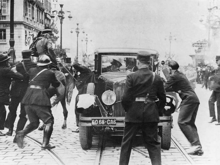 Eibarren fabrikatutako Mauser pistola batekin hil zuten Alejandro I Yugoslaviako erregea