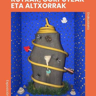 Erakusketa. 'Uxue Lasa. Kutxak, gorputzak eta altxorrak'