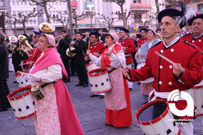 Helduak danborrei eraginez 5 1488049793521