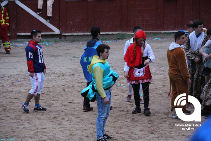 Zezenak adarrak okerrak ditu 1 1488277150631