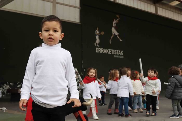 Inauteriak 22, eskolak 32 1645963561594