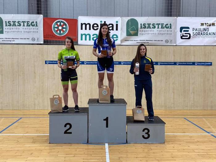 V. Irristaka Indoor Saria 7 1577393171913