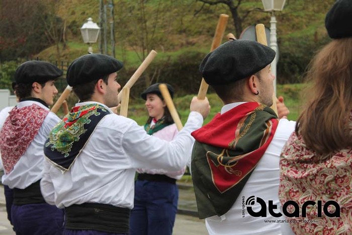 Talaiak tanten azpian ere dantzan - 26