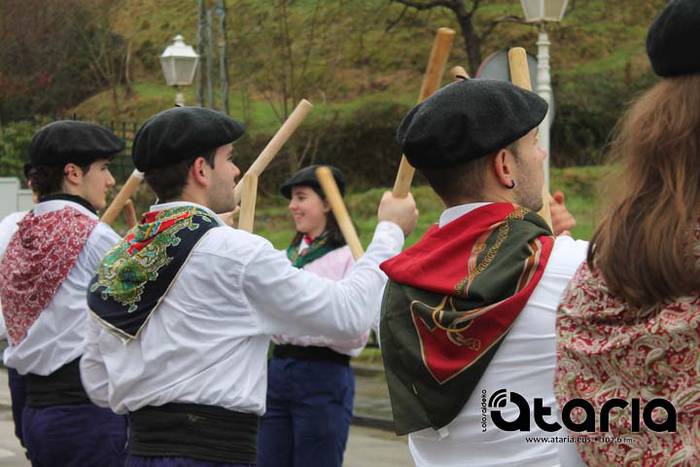 Talaiak tanten azpian ere da 24 1518353982685