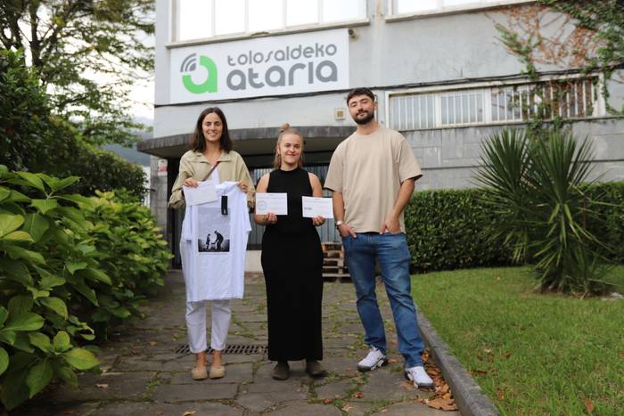 Udako Argazki Lehiaketako sari banaketa