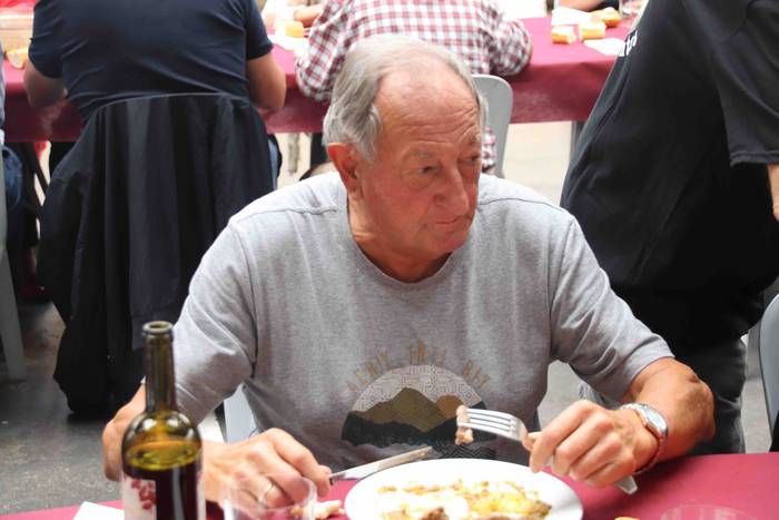 Frontoia bete da txekorra ja 52 1565532430591