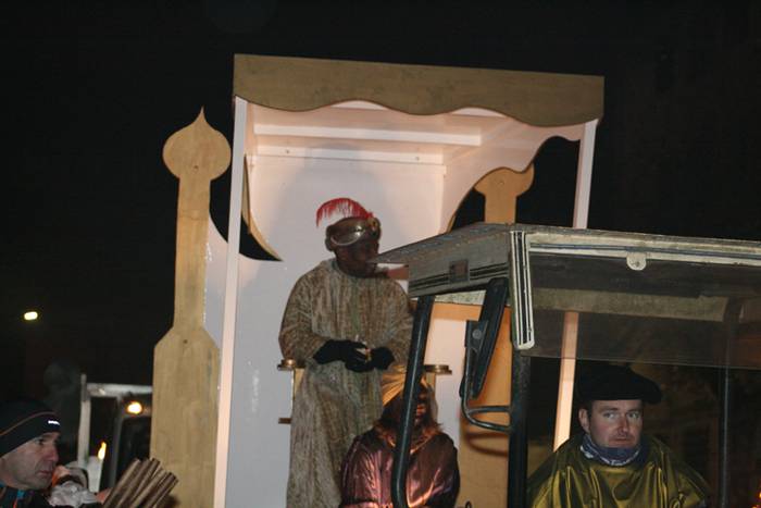 VILLABONAKO ERREGE MAGOEN DESFILEA 2017 16 1483976049603