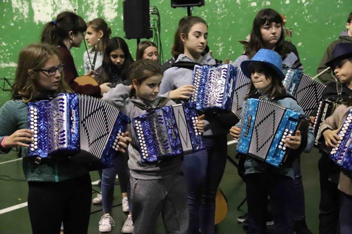 Musika kalera 40 1574451024228