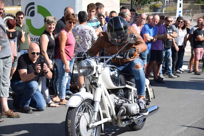 Motor eta errugbi zaleen bil 111 1535805260580