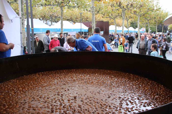 5.000 kilo txanpinoi saltsan 26 1571486543327