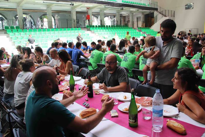 Bazkaldu ere frontoian egite 11 1566484654674