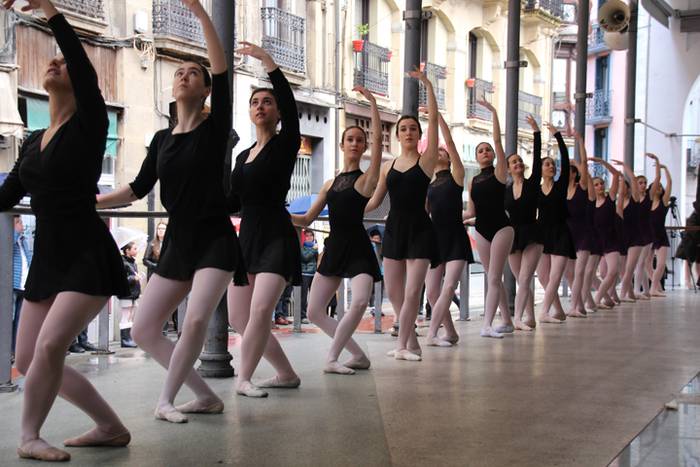 Zerkausiko barandan ballet i 28 1491139467432