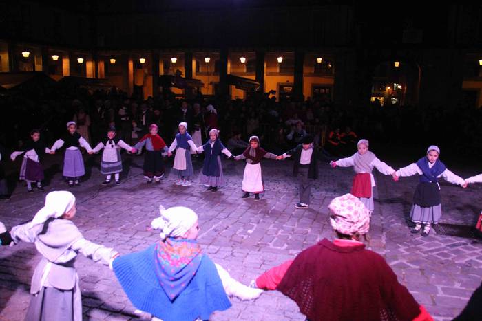 Errege magoen desfilea tolos 103 1546717676327