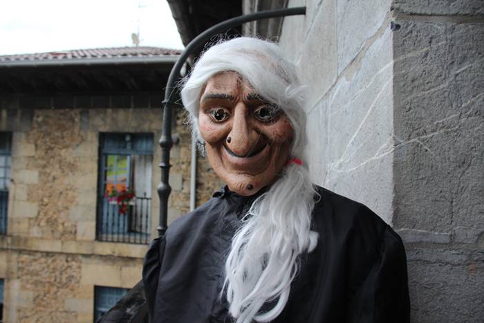 Sorgina agertu, eta Asteasu  13 1498677924525