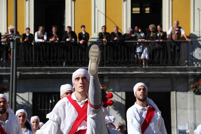 Festa hizki larriz 184 1529875167812