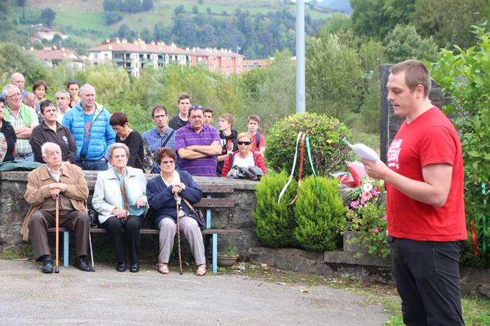 Lasa eta Zabala gogoan 13 1476624114648