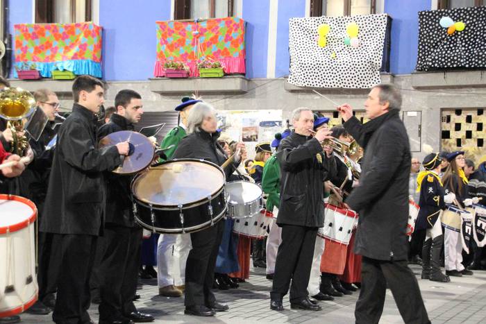 Danbor hotsen eguna 32 1582405363787