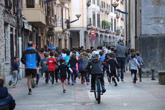 Lehiarik gabe korrika, Alegi 3 1577811872877