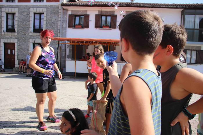 Goiazko festak. Ume jolasak. 40 1660322700695