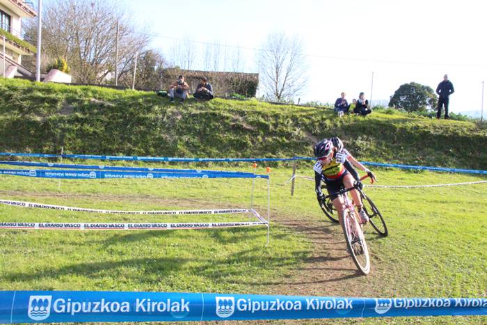 ASTEASUKO ZIKLO KROSA 2016 4 1481214820773