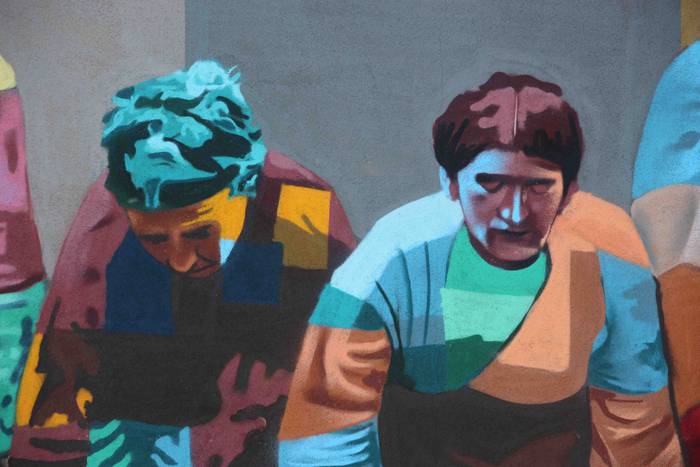 Zuri-beltzeko argazkia, kolo 7 1597830353415