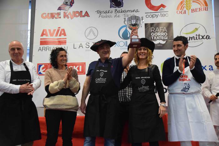 Babarrun lehiaketako sari na 45 1542561565108