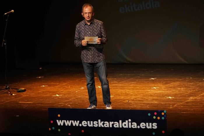 'Gehiago, gehiagorekin, gehi 20 1601140320781