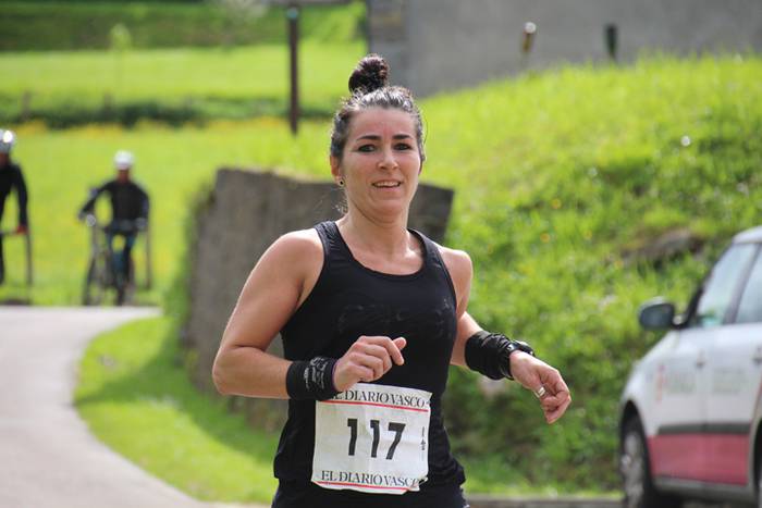 Aitziber Ibarbia eta Julen L 85 1525009360747