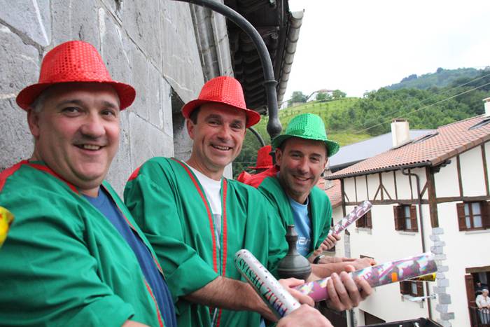 Hasi dira Asteasuko festak 2016 6 1467140328146