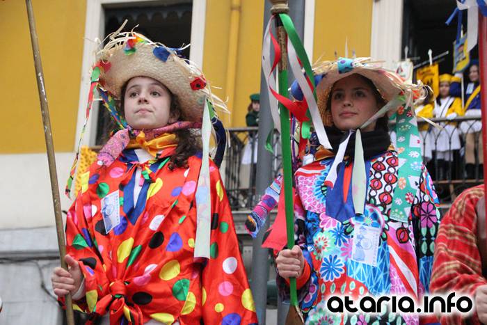 Zaldunita bezperako haur danborrada 112 1454785370963