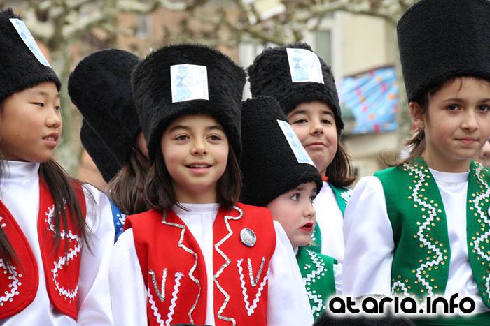 Zaldunita bezperako haur danborrada 10 1454785334027