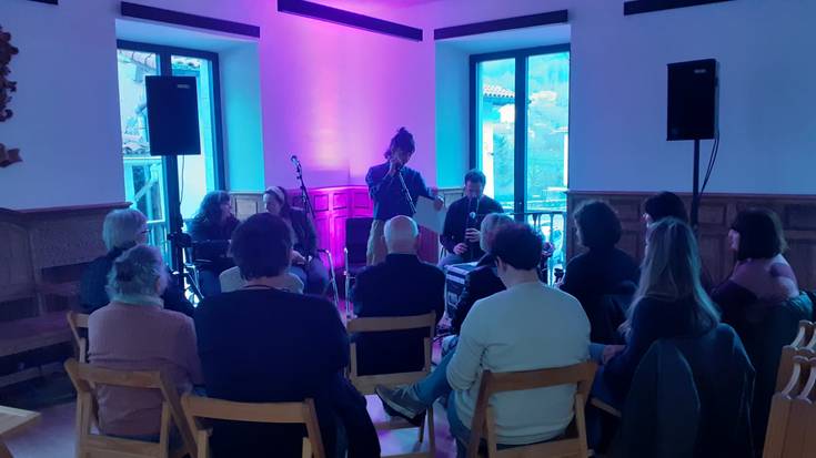 Literatura, bertsoak eta zuzeneko musika