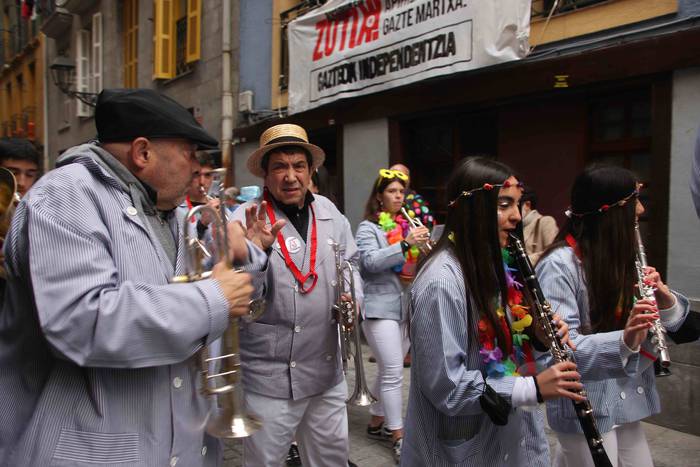 Aspaldiko partez, txarangei  18 1645717146656