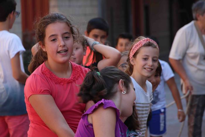 Jolas betean aritu dira umea 46 1537028070484