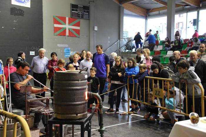 XXI. Azoka Berezia, Zizurkil 25 1539527864737