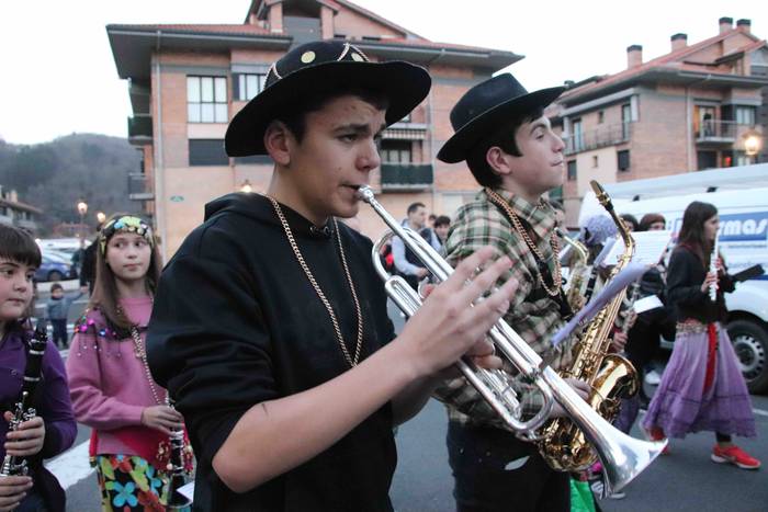 Hasi dira kaldereroak eskual 86 1550860533430