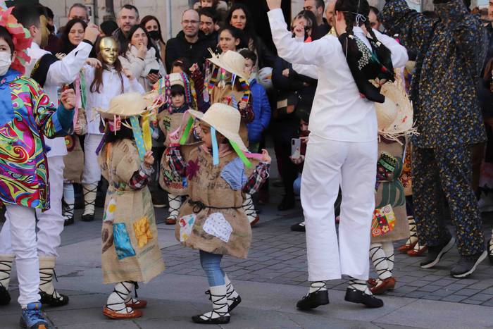 Dantzari Txikiak Zaldunita b 21 1645880474342