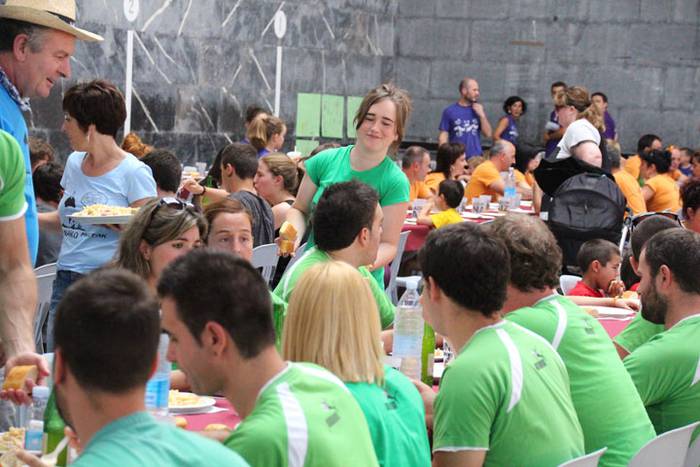 Kuadrila ugari, herri bat 14 1471179238232