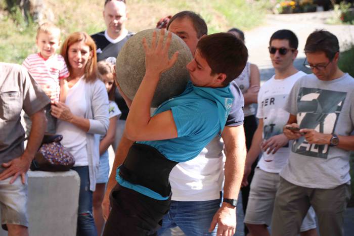 Uganetarrak gehiago izan dir 56 1537015035337