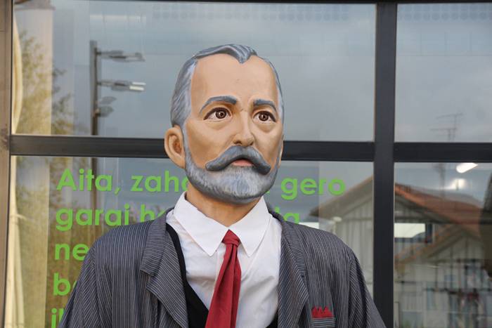 Hala bazan edo ez bazan, mel 6 1504722097983