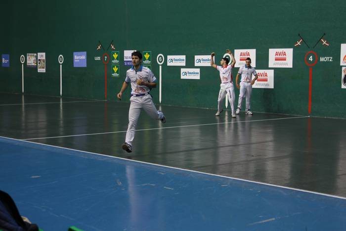 Migel Soroa esku pilota txap 5 1488654855378