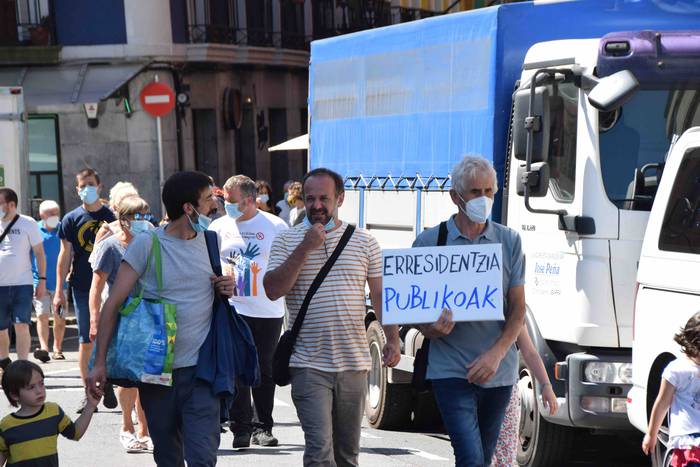 Zerbitzu publikoen aldeko mo 41 1593257994731