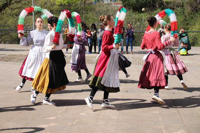 Villabona-dantzari-eguna-Oin 73 1553345939581