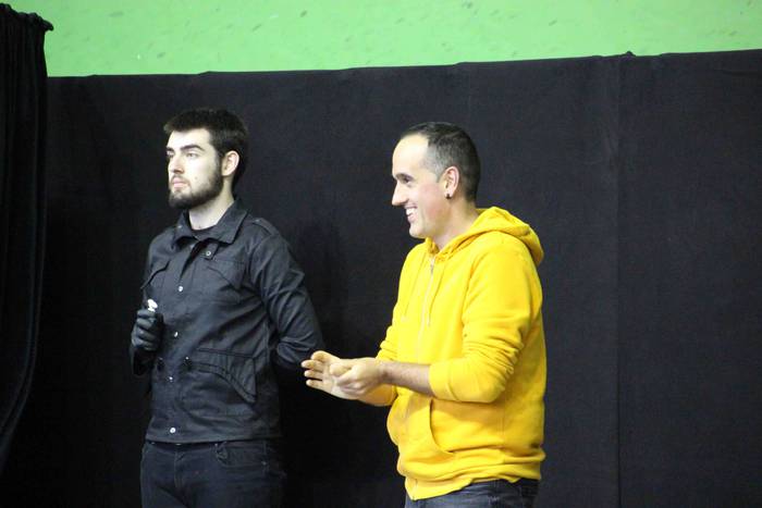 Asteasun festak apurtu du "n 8 1593430407069