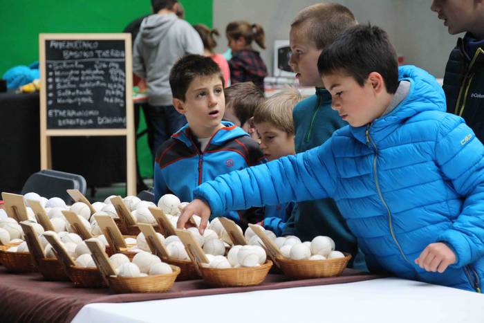 amezketako herri azoka berez 5 1542620987259