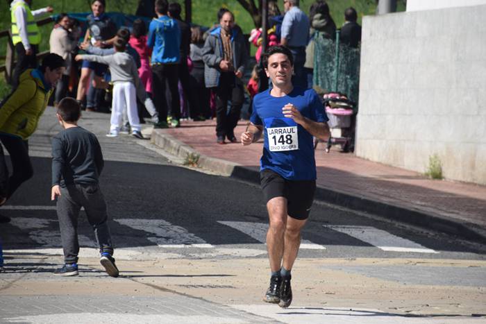 Hassan Ait Chaou eta Maitane 56 1489933903719