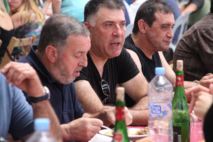 Txekor jate jendetsua, front 27 1533482811765