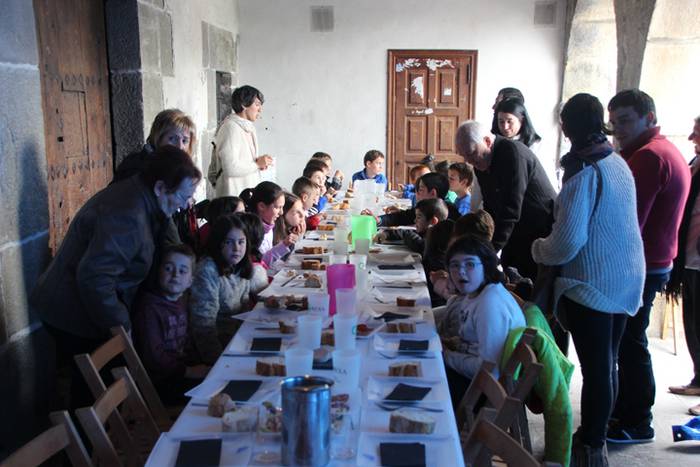 orexa festak 2016 santa krutz eguna 20 1462295925933