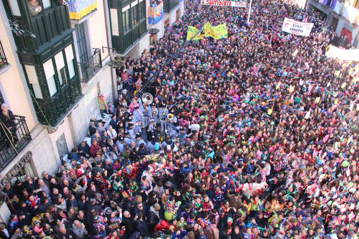 Txupinazoa balkoiko begirada 33 1582215768669