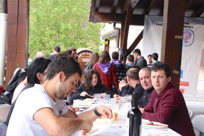 Gazte izateak ez duelako adi 30 1523733424060